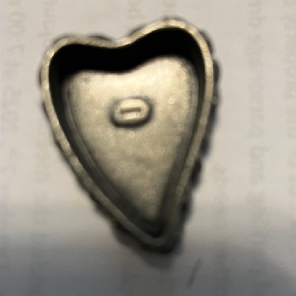 Silver Heart Pendant Necklace with peridot earrings and pewter box. - Picture 3 of 4